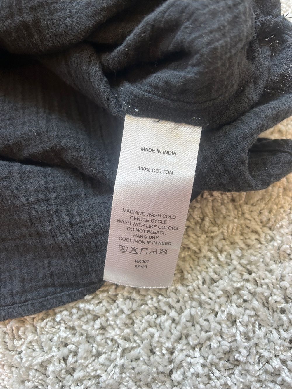 Quince 100% Organic Cotton Gauze Button Front Shirt Black Women's Size Small - Picture 5 of 5